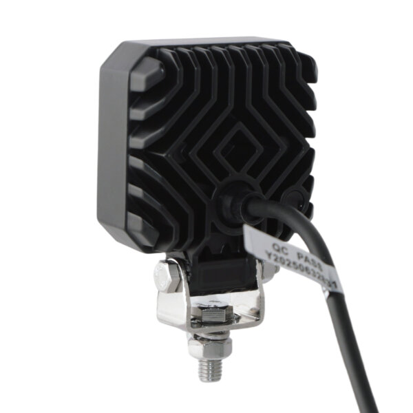 2 inch 20W Square New LED Work Light R10 IP68 - Image 4